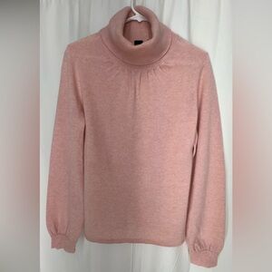 100% Cashmere long sleeves sweater women’s size S